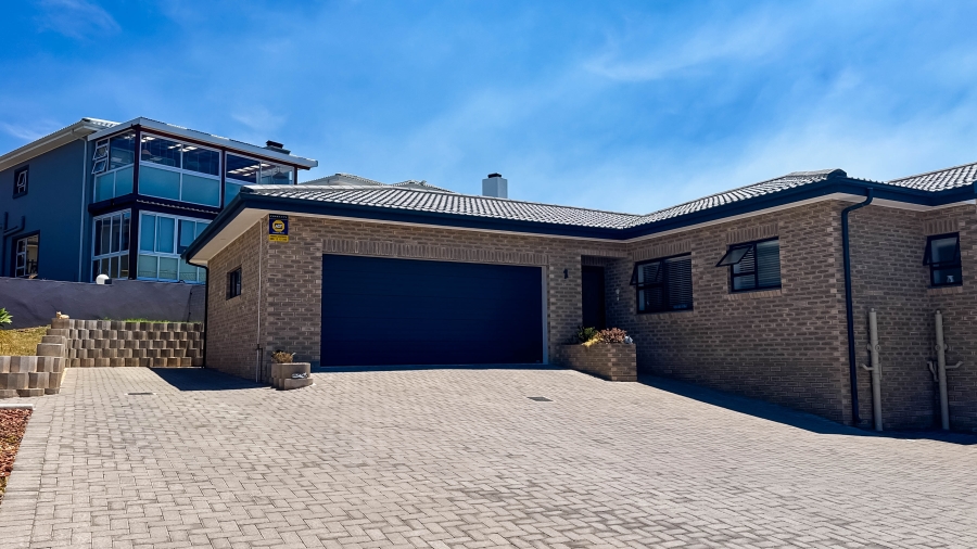 3 Bedroom Property for Sale in Dana Bay Western Cape